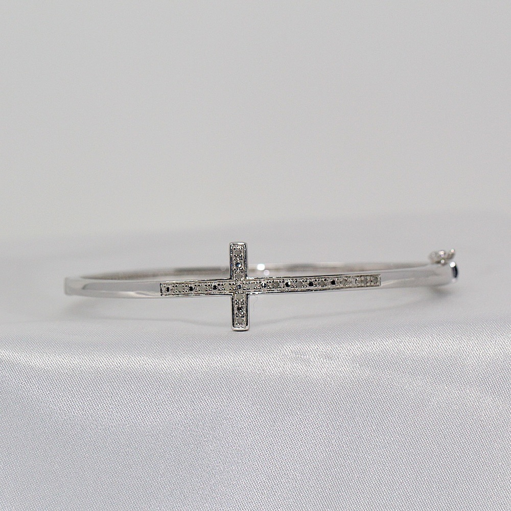 Sterling Silver Diamond Accent Religious Cross Bangle Bracelet 6.75”